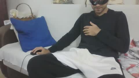 Snapshot of sero98313230 chatting on October 14, 2025, 12:50 pm sero98313230 online show from October 14, 2025, 12:50 pm