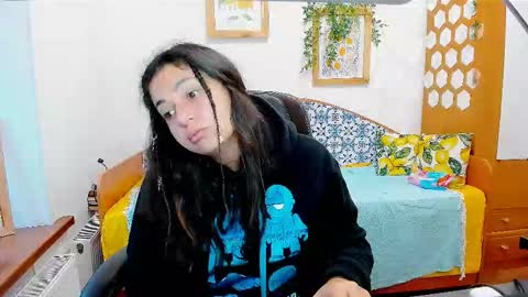 VIOLA online show from October 15, 2025, 6:13 am