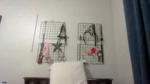 Snapshot of servilesarah chatting on January 29, 2025, 1:27 am Servile Sarah online show from January 29, 2025, 1:27 am