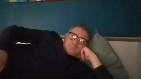 sesamechris92 online show from March 9, 2025, 1:04 pm