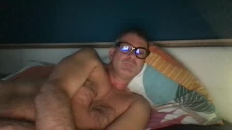 sesamechris92 online show from October 19, 2025, 7:42 am