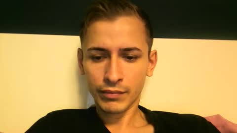 Snapshot of sesinha69 chatting on November 22, 2025, 7:18 am Sesinha online show from November 22, 2025, 7:18 am