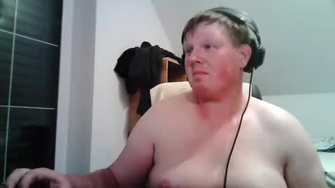 Snapshot of setcuna chatting on May 7, 2026, 8:36 pm setcuna online show from May 7, 2026, 8:36 pm