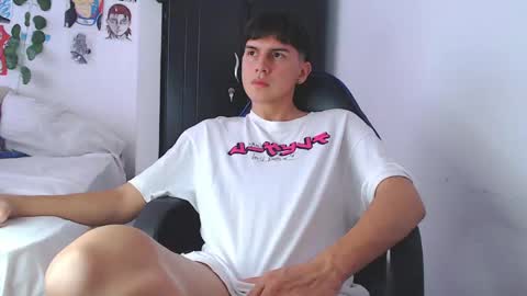 Snapshot of settxx chatting on February 21, 2025, 5:20 pm Ig Sethxrein online show from February 21, 2025, 5:20 pm