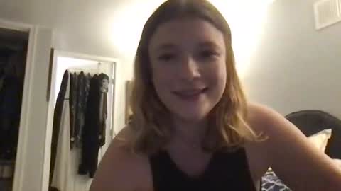 seturselfonfyre online show from October 28, 2025, 9:39 pm