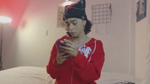 Alexis online show from November 12, 2025, 5:41 am