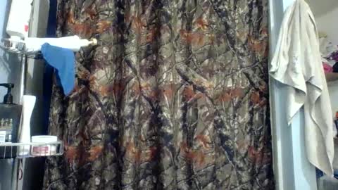 seveninch4 online show from December 4, 2024, 2:42 am