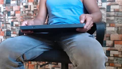 arnold online show from September 20, 2025, 2:51 pm