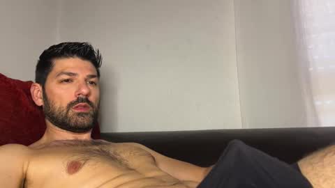 Lucenzo  online show from March 29, 2026, 9:20 am