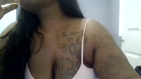Snapshot of sexichocchic chatting on August 4, 2026, 1:57 pm sexichocchic online show from August 4, 2026, 1:57 pm
