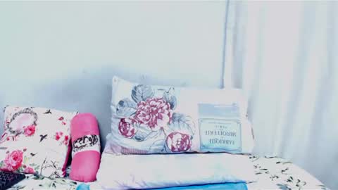 Snapshot of sexiebootyjoyxx chatting on January 21, 2025, 9:04 pm sexiebootyjoyxx online show from January 21, 2025, 9:04 pm