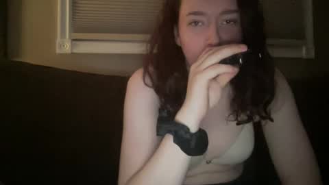 Florence online show from December 3, 2025, 11:36 pm