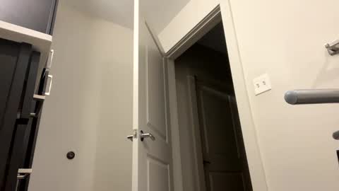 sexislitpuss69 online show from February 7, 2025, 10:41 pm