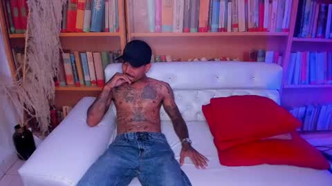 Snapshot of sexonfire111 chatting on July 11, 2026, 4:26 am April 18 year and ROSS dick 20cm online show from July 11, 2026, 4:26 am