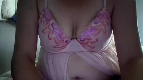 SexycanI online show from September 15, 2025, 8:42 pm