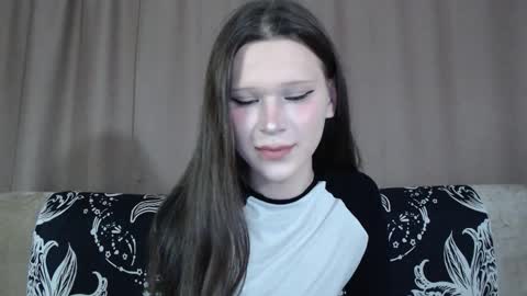 Nextdoor Princess online show from October 11, 2025, 9:30 am