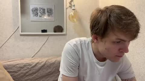 Jennis and OliverPvt is open online show from April 24, 2026, 6:10 pm