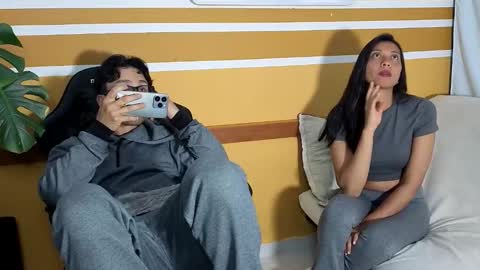 KhidaMilo online show from January 17, 2026, 4:39 am