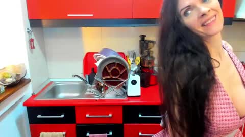 sexqueen1111 online show from February 8, 2025, 4:36 am