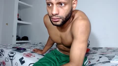 Snapshot of sexseason777 chatting on May 17, 2026, 8:27 pm STIIV G online show from May 17, 2026, 8:27 pm