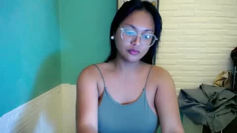 sexuallyattractive_mae online show from July 3, 2026, 6:03 pm