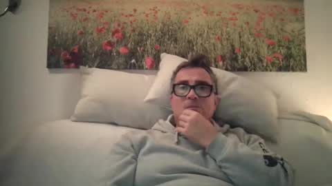 Snapshot of sexurbation chatting on January 1, 2025, 7:43 pm Sexurbation online show from January 1, 2025, 7:43 pm