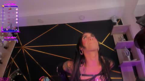 Tifanny Benitez  online show from October 9, 2025, 8:51 pm