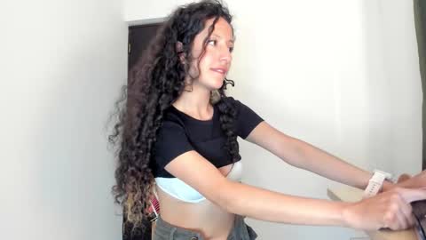 Snapshot of sexx_hunters chatting on February 21, 2026, 1:50 am Jax and Lu online show from February 21, 2026, 1:50 am