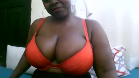 sexxi_ebony online show from September 27, 2025, 1:05 pm