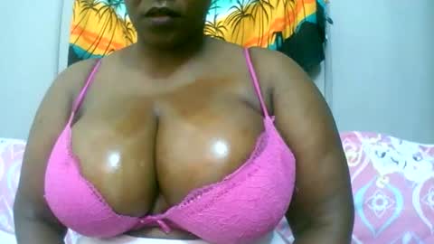 sexxi_ebony online show from February 13, 2026, 3:57 am