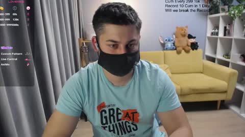 Snapshot of sexxxdickbig chatting on April 18, 2026, 8:53 pm Tommy online show from April 18, 2026, 8:53 pm