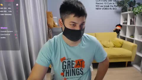 Snapshot of sexxxdickbig chatting on April 26, 2026, 7:39 am Tommy online show from April 26, 2026, 7:39 am