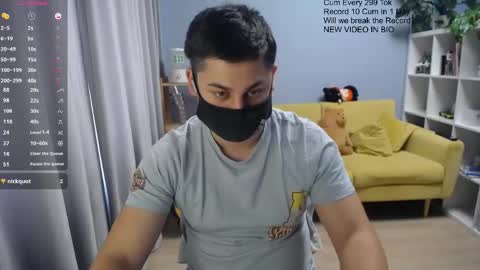 Snapshot of sexxxdickbig chatting on May 1, 2026, 9:03 am Tommy online show from May 1, 2026, 9:03 am