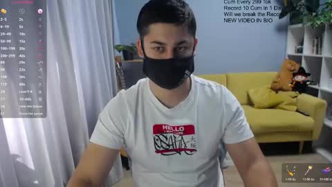 Snapshot of sexxxdickbig chatting on May 10, 2026, 7:02 am Tommy online show from May 10, 2026, 7:02 am