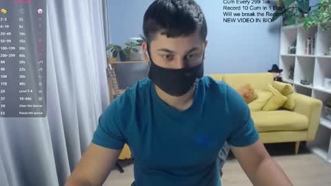 Snapshot of sexxxdickbig chatting on May 16, 2026, 8:22 am Tommy online show from May 16, 2026, 8:22 am