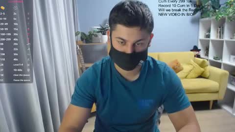 Snapshot of sexxxdickbig chatting on May 16, 2026, 10:36 am Tommy online show from May 16, 2026, 10:36 am