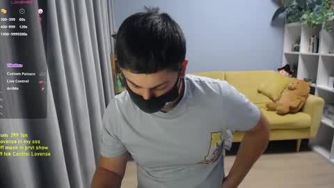 Snapshot of sexxxdickbig chatting on May 28, 2026, 7:22 pm Tommy online show from May 28, 2026, 7:22 pm