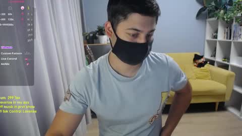 Snapshot of sexxxdickbig chatting on May 30, 2026, 7:49 am Tommy online show from May 30, 2026, 7:49 am