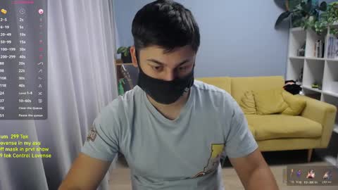 Snapshot of sexxxdickbig chatting on May 31, 2026, 7:59 am Tommy online show from May 31, 2026, 7:59 am