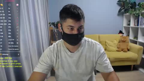 Snapshot of sexxxdickbig chatting on June 7, 2026, 8:07 am Tommy online show from June 7, 2026, 8:07 am