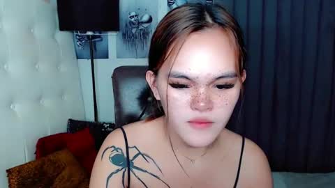 Snapshot of sexxxy_caroline chatting on December 4, 2024, 3:10 pm sexxxy_caroline online show from December 4, 2024, 3:10 pm