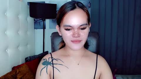 Snapshot of sexxxy_caroline chatting on January 6, 2025, 11:40 am sexxxy_caroline online show from January 6, 2025, 11:40 am