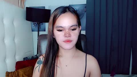 Snapshot of sexxxy_caroline chatting on January 21, 2025, 8:30 am sexxxy_caroline online show from January 21, 2025, 8:30 am