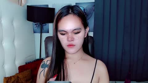 Snapshot of sexxxy_caroline chatting on January 27, 2025, 12:05 pm sexxxy_caroline online show from January 27, 2025, 12:05 pm