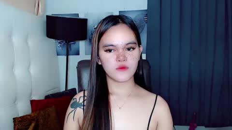 Snapshot of sexxxy_caroline chatting on February 8, 2025, 11:55 am sexxxy_caroline online show from February 8, 2025, 11:55 am