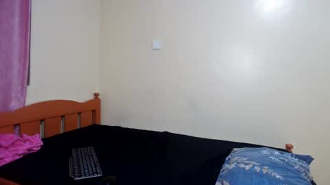 Snapshot of sexxy_butty chatting on June 18, 2026, 2:56 am Gigie online show from June 18, 2026, 2:56 am