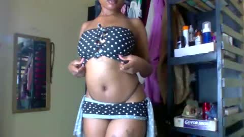 sexxy_daisyy online show from March 15, 2026, 5:35 am
