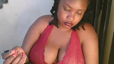 Snapshot of sexxy_mish chatting on September 18, 2025, 7:10 am sexxy_mish online show from September 18, 2025, 7:10 am