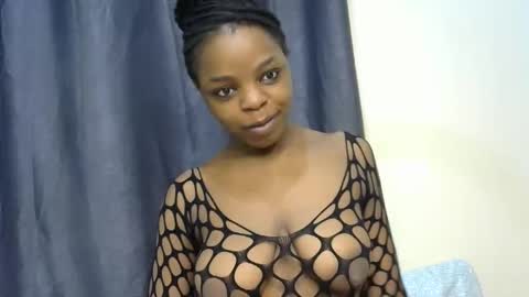 Snapshot of sexxy_montana chatting on April 24, 2026, 3:31 am sexxy_montana online show from April 24, 2026, 3:31 am