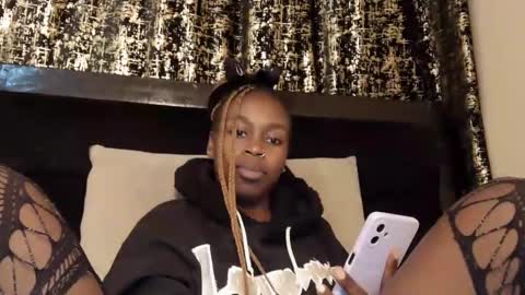 ivy online show from February 10, 2026, 7:40 pm